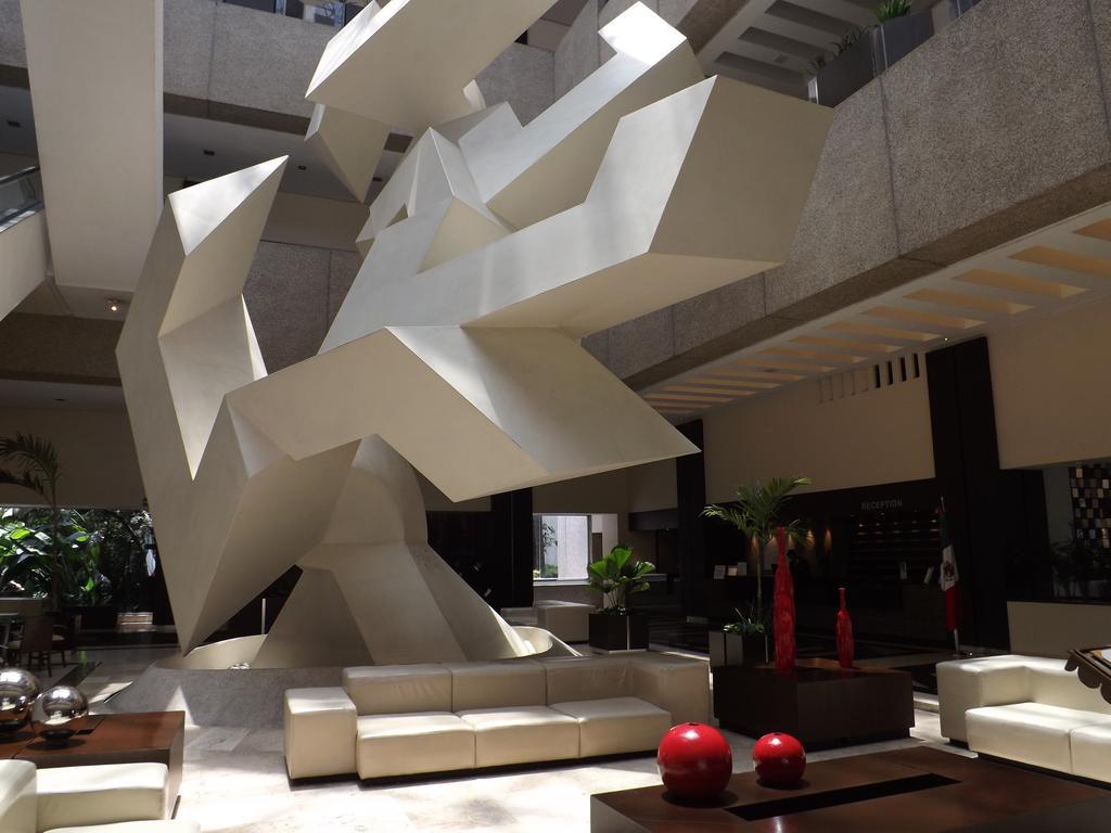 Hotel Royal Pedregal Mexiko-Stadt Exterior foto Lobby